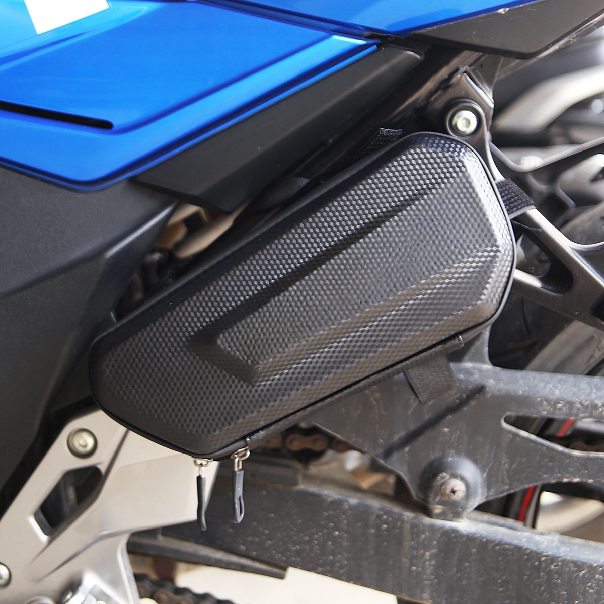 Borsa Laterale per Moto e Bici - Carbon Fiber Saddle recensione e prezzo